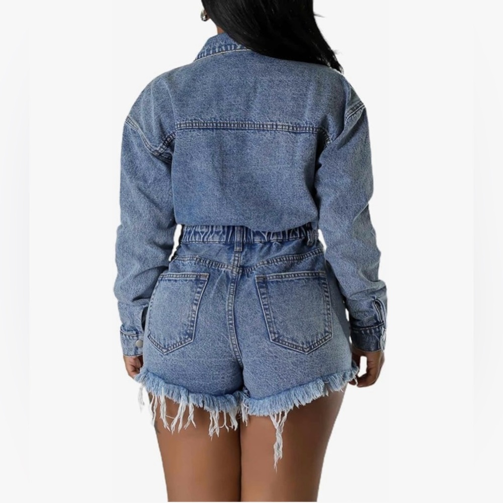 🆕 Denim Button-Up Romper - Picture 2 of 8
